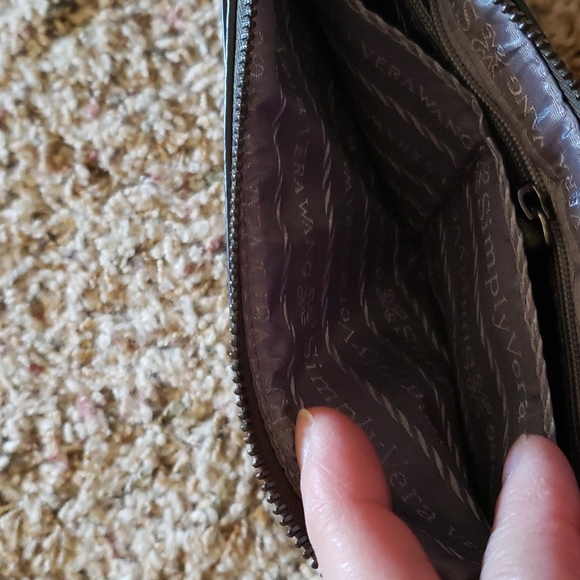 Olive green Simply Vera wristlet, NWT! - Picture 4 of 9